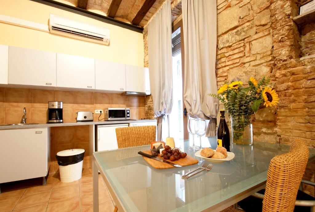 Deco Barcelona-born Apt. *