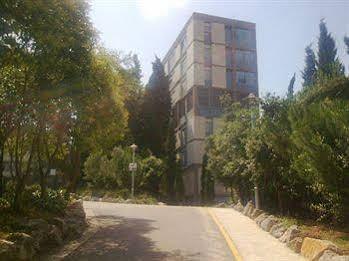Pensión Residencia Salesiana Marti-codolar Barcelona