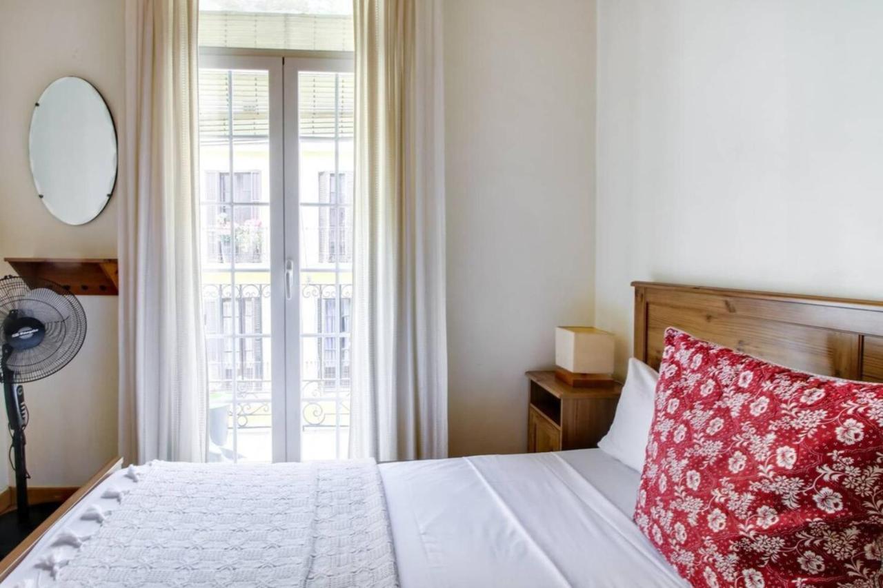 Modern 2 Bedroom In Poble Sec 7 Minutes To Metro * Barcelona