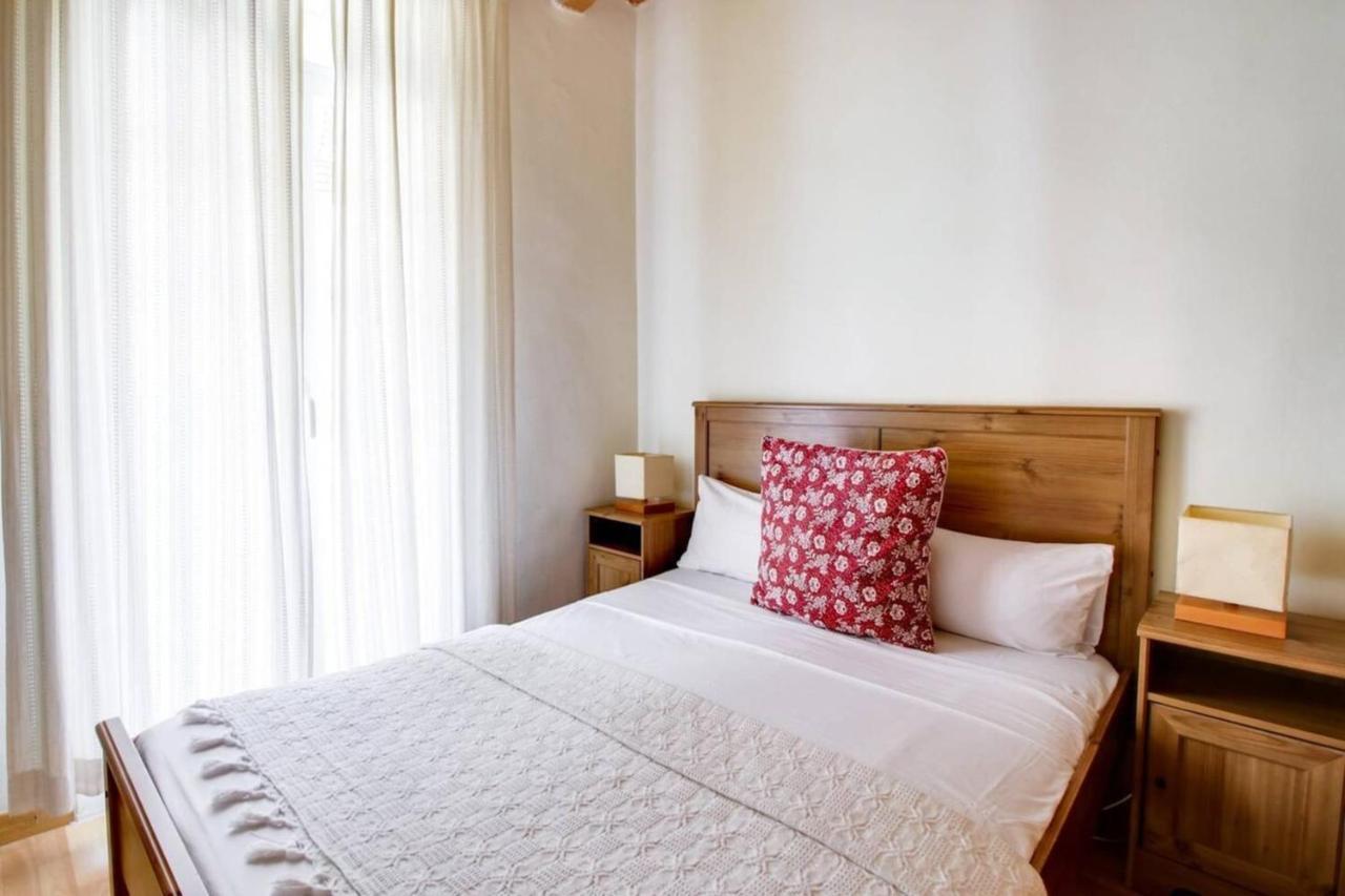 Modern 2 Bedroom In Poble Sec 7 Minutes To Metro Apartamento
