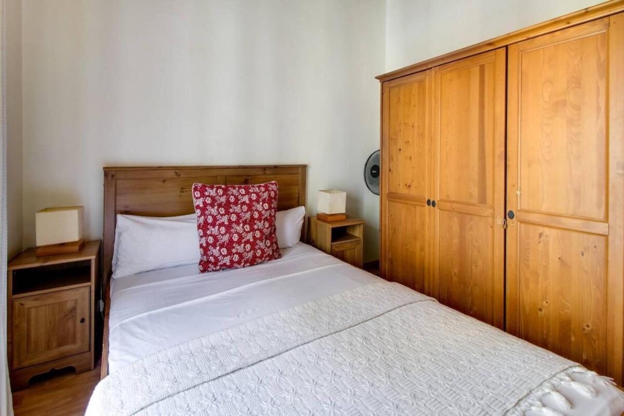 Apartamento Modern 2 Bedroom In Poble Sec 7 Minutes To Metro