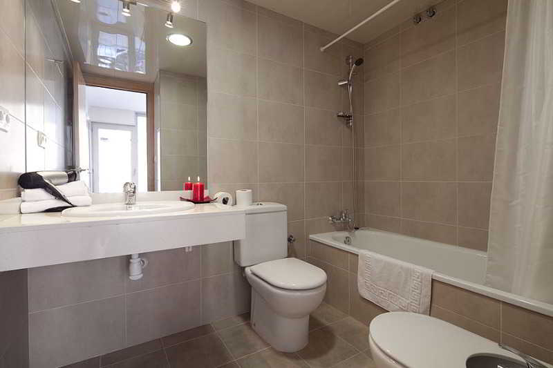 Charm Paralel Hotel