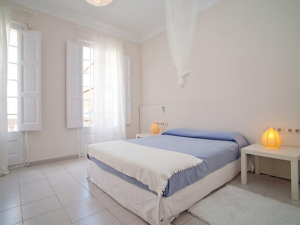 Sants-les Corts Galileu By Interhome *