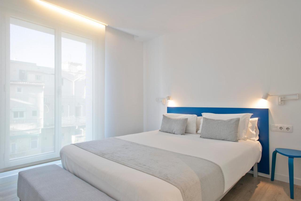 Lugaris Beach * Barcelona