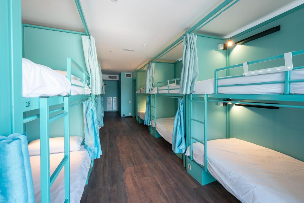 Hostelle