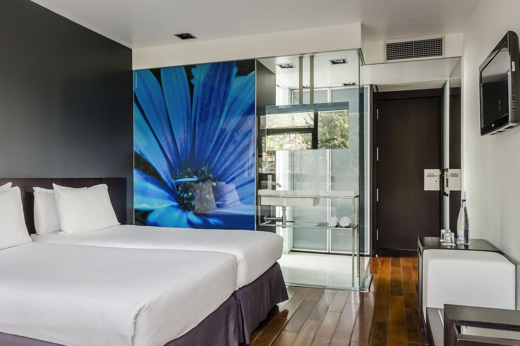 Hotel Ikonik Angli 4*