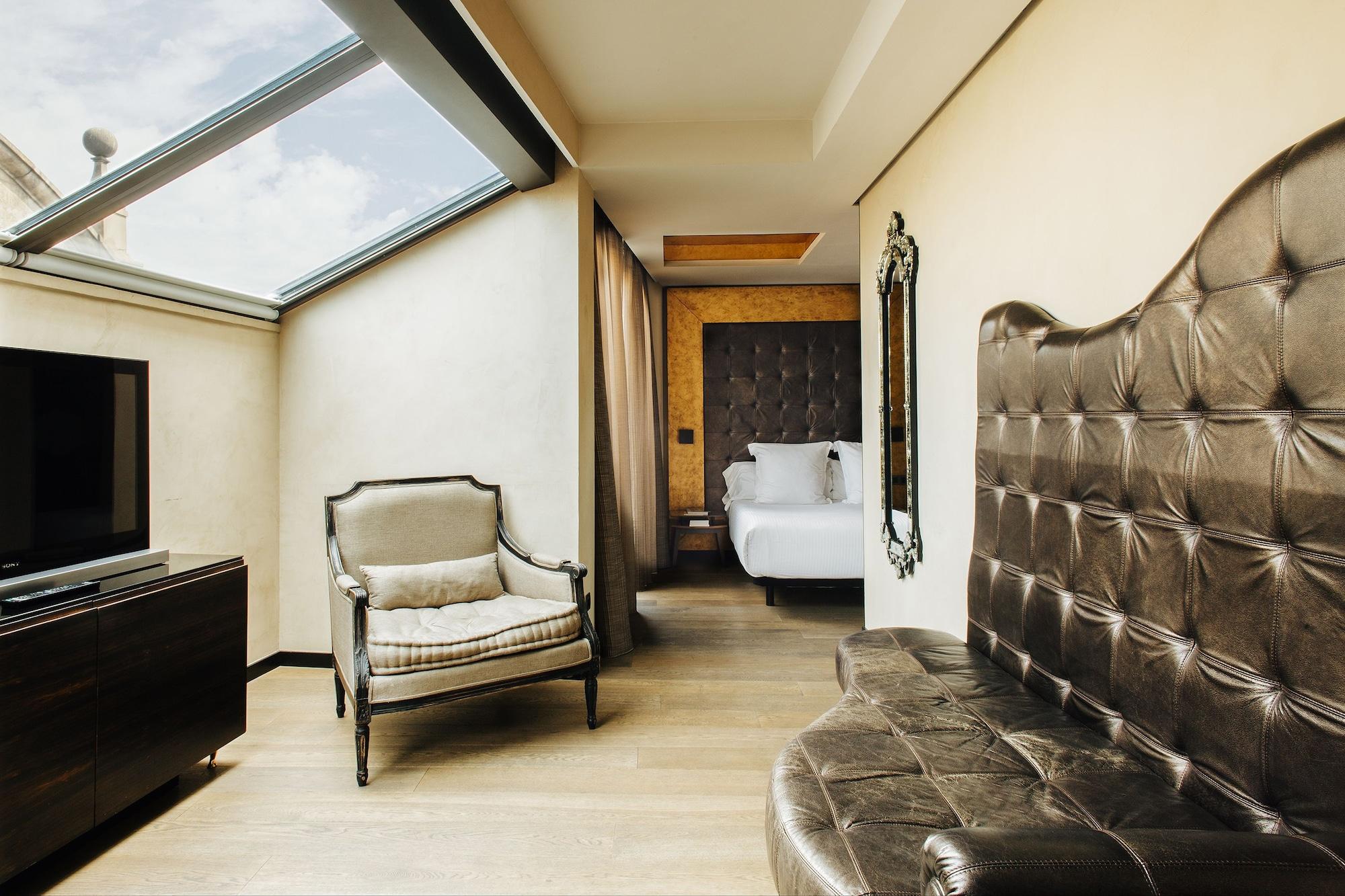 Bagues, A Small Luxury Of The World