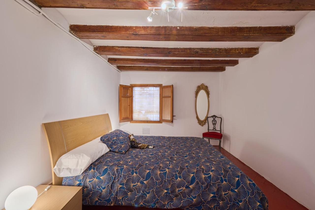 Espacio Completo En El Centro De Barcelona