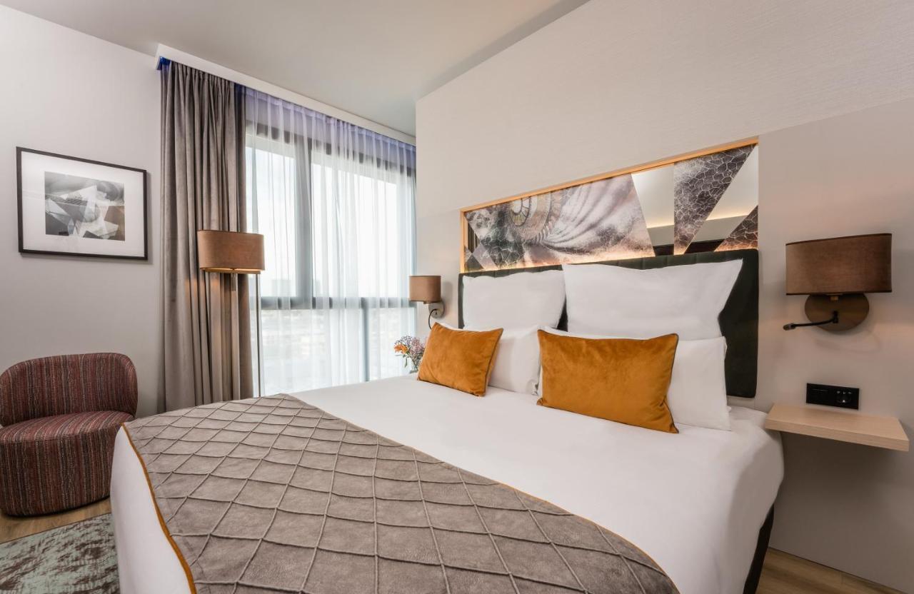 Leonardo Royal Fira Hotel