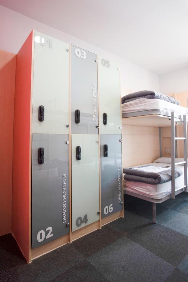 Urbany Hostal
