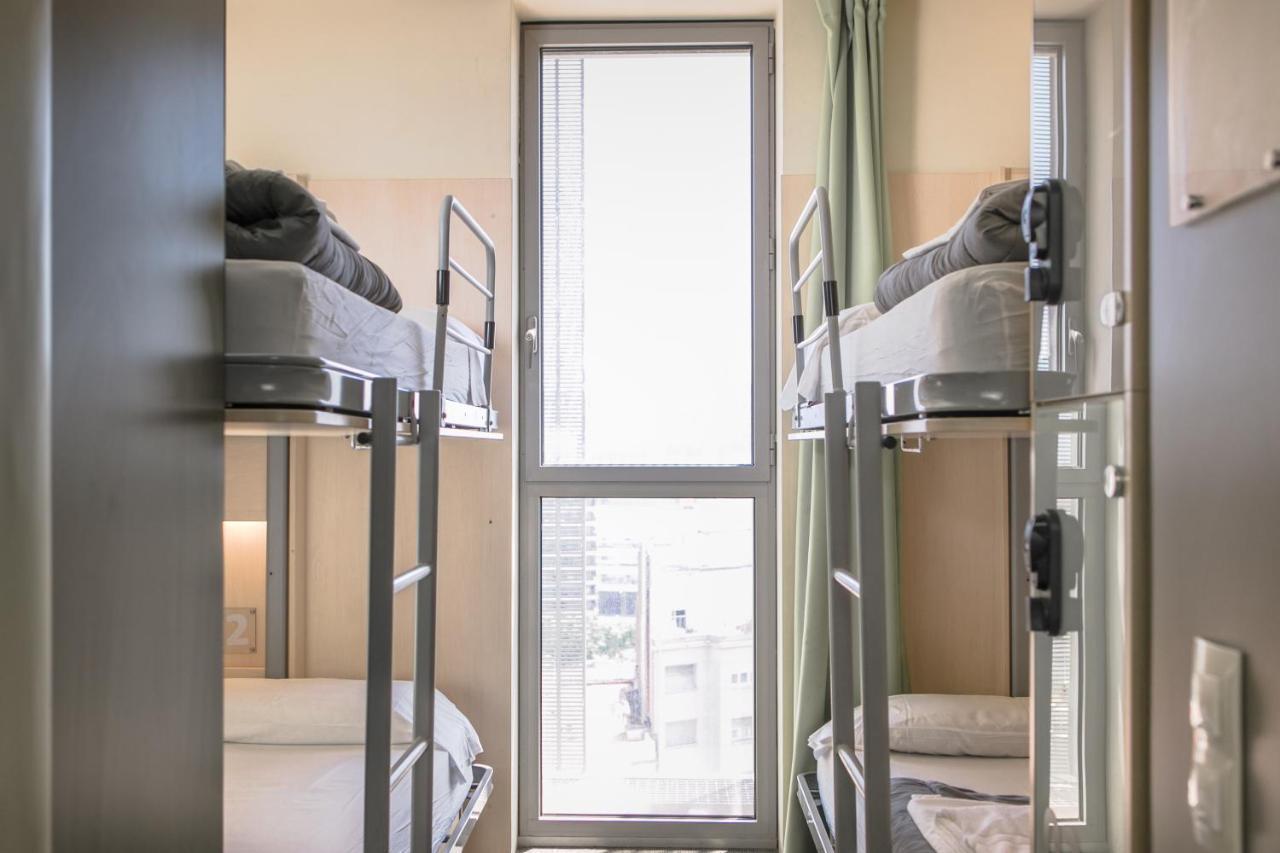 Urbany Hostal