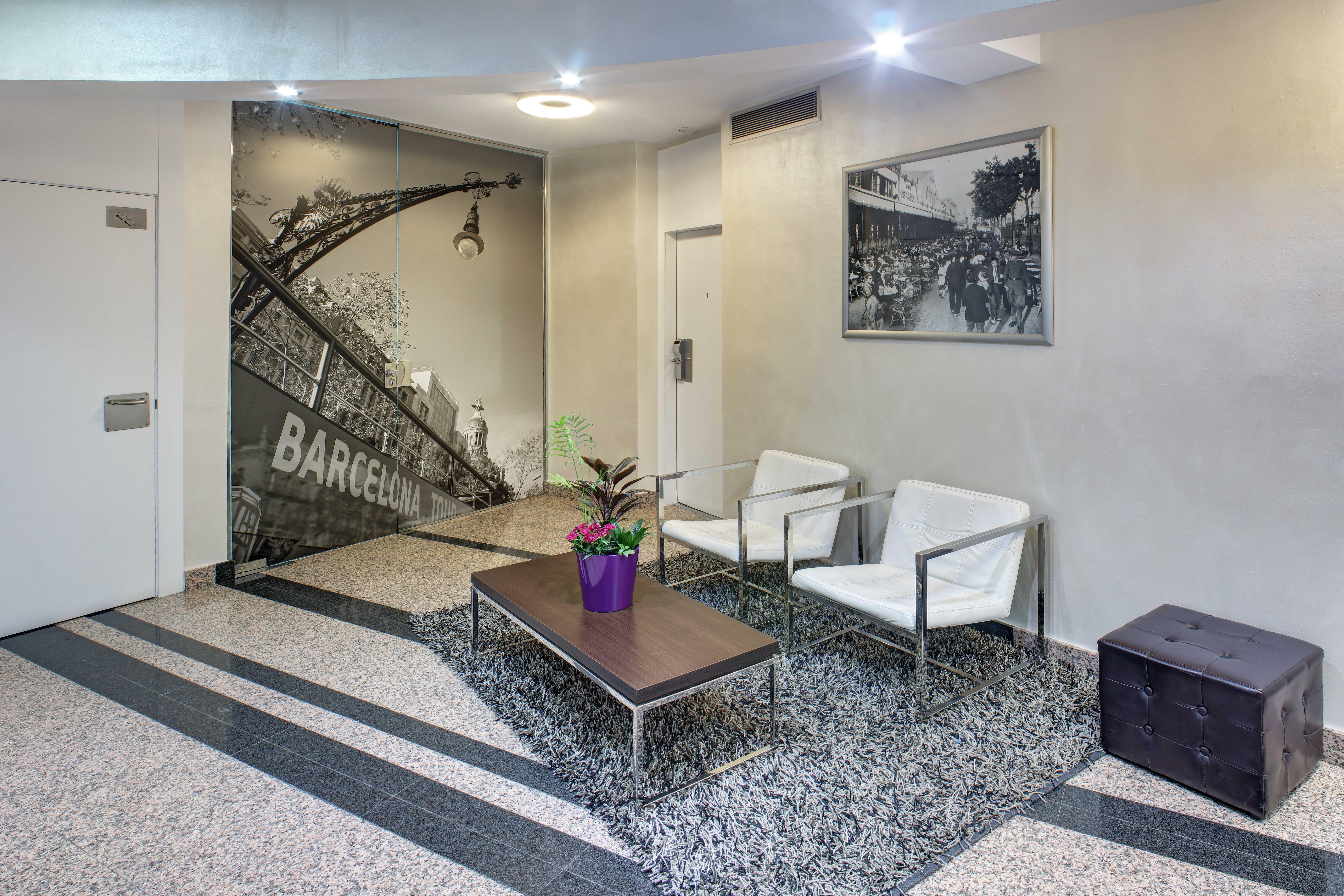 Nuevo Triunfo 2* Barcelona