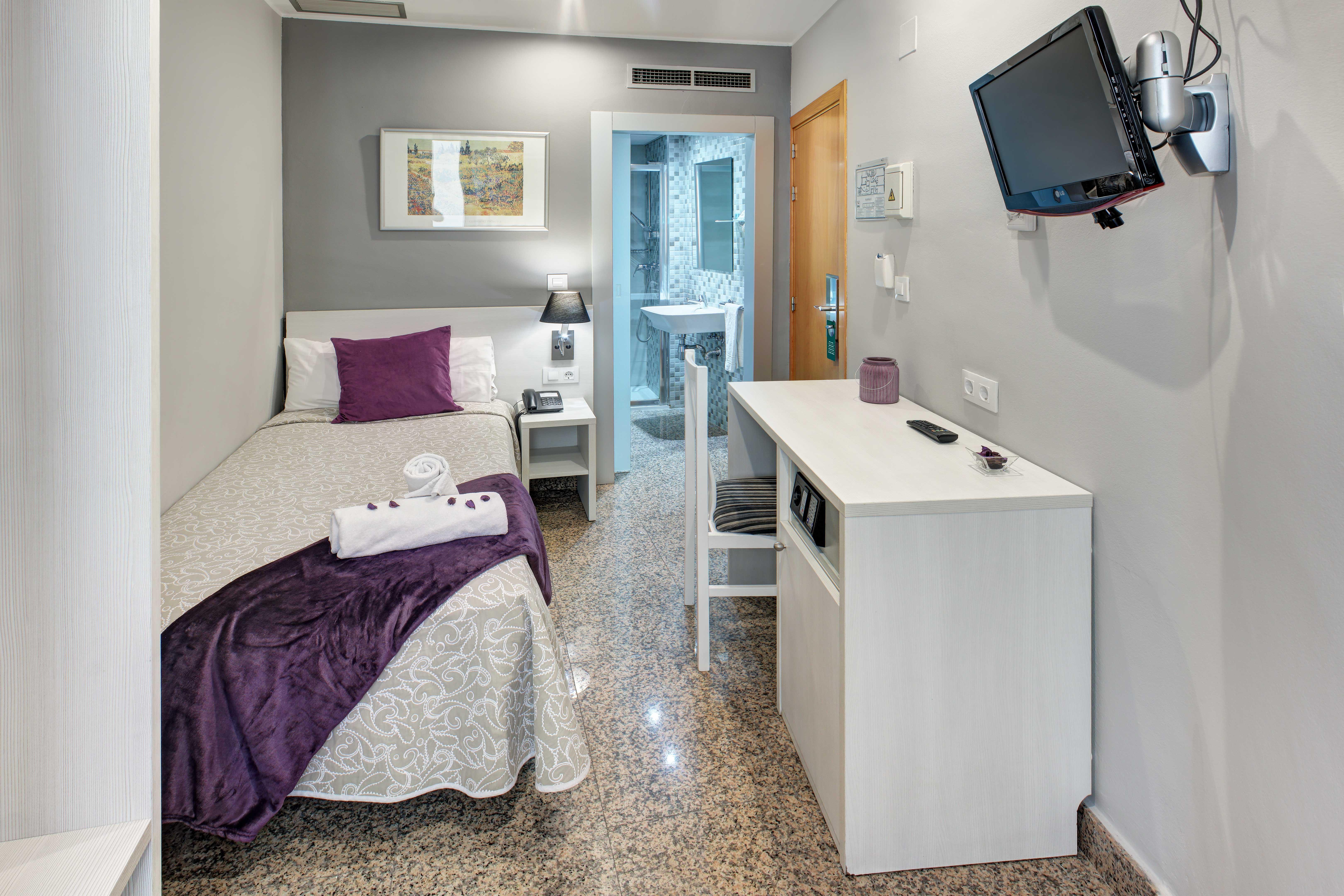 Nuevo Triunfo Hotel 2*