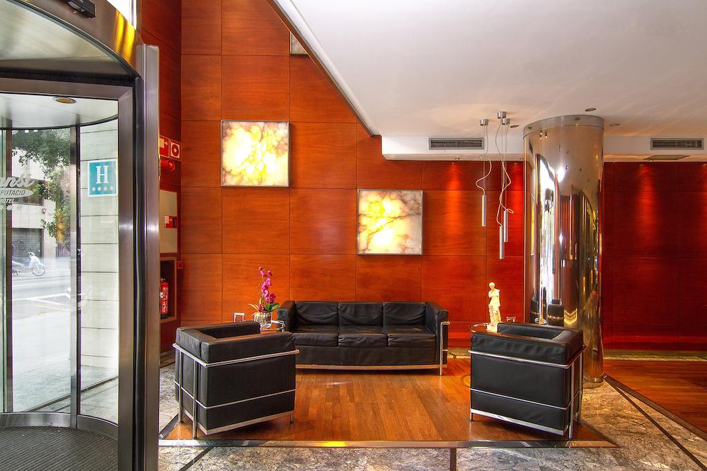 Hotel Sansi Diputació 4*