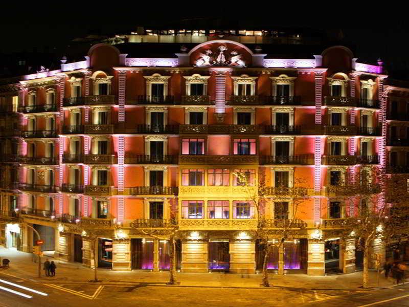 Cram Hotel