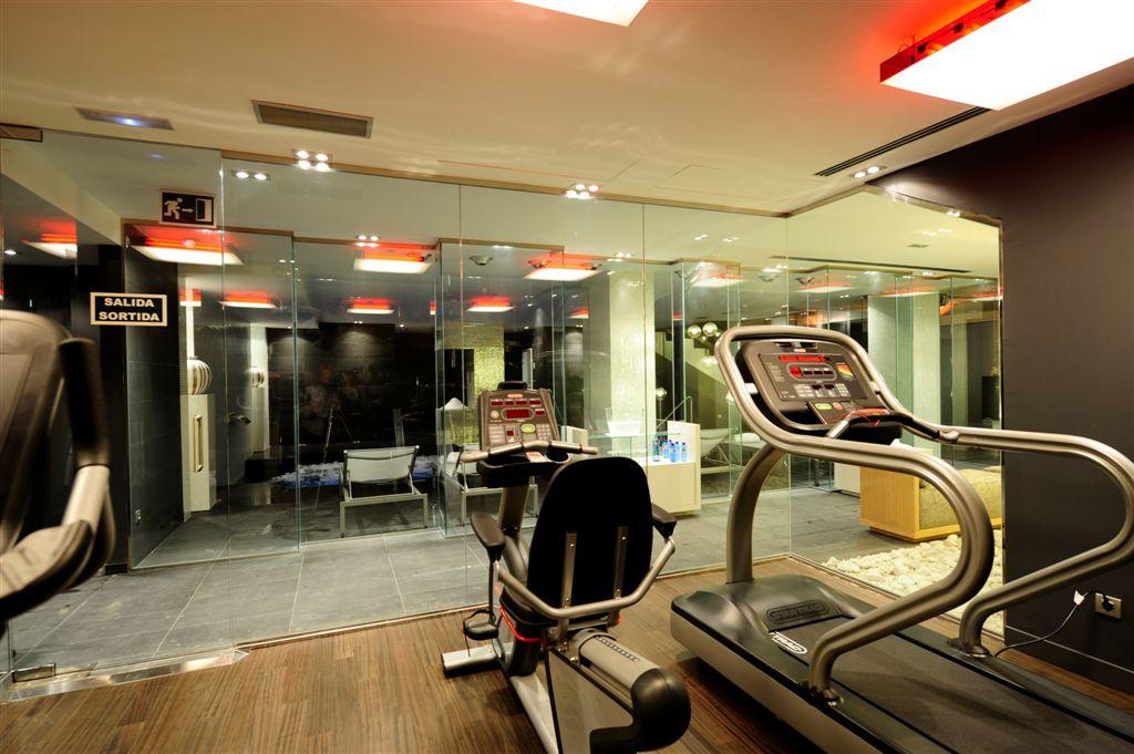 Grums & Hotel Barcelona