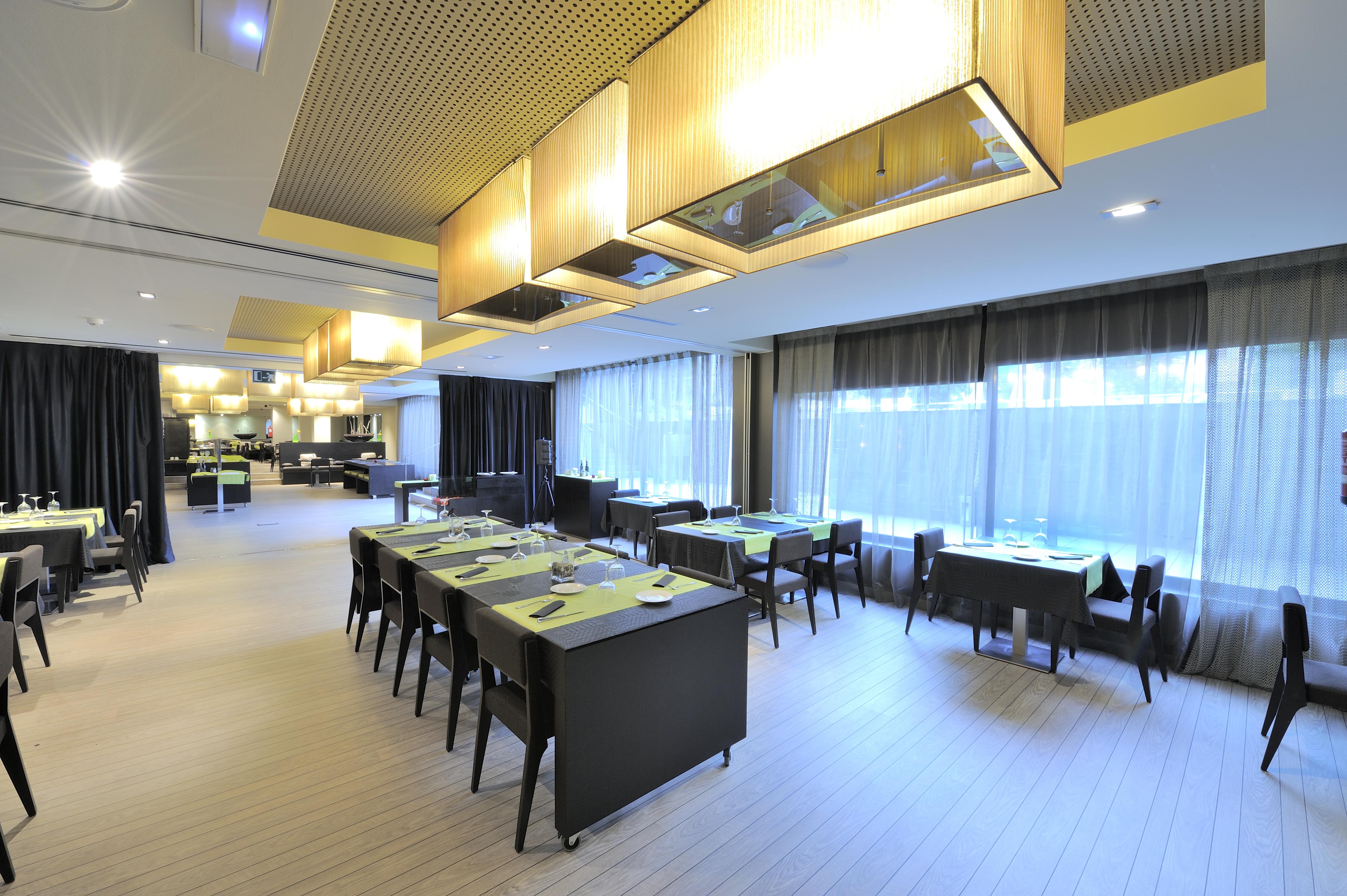 Grums & 4* Barcelona