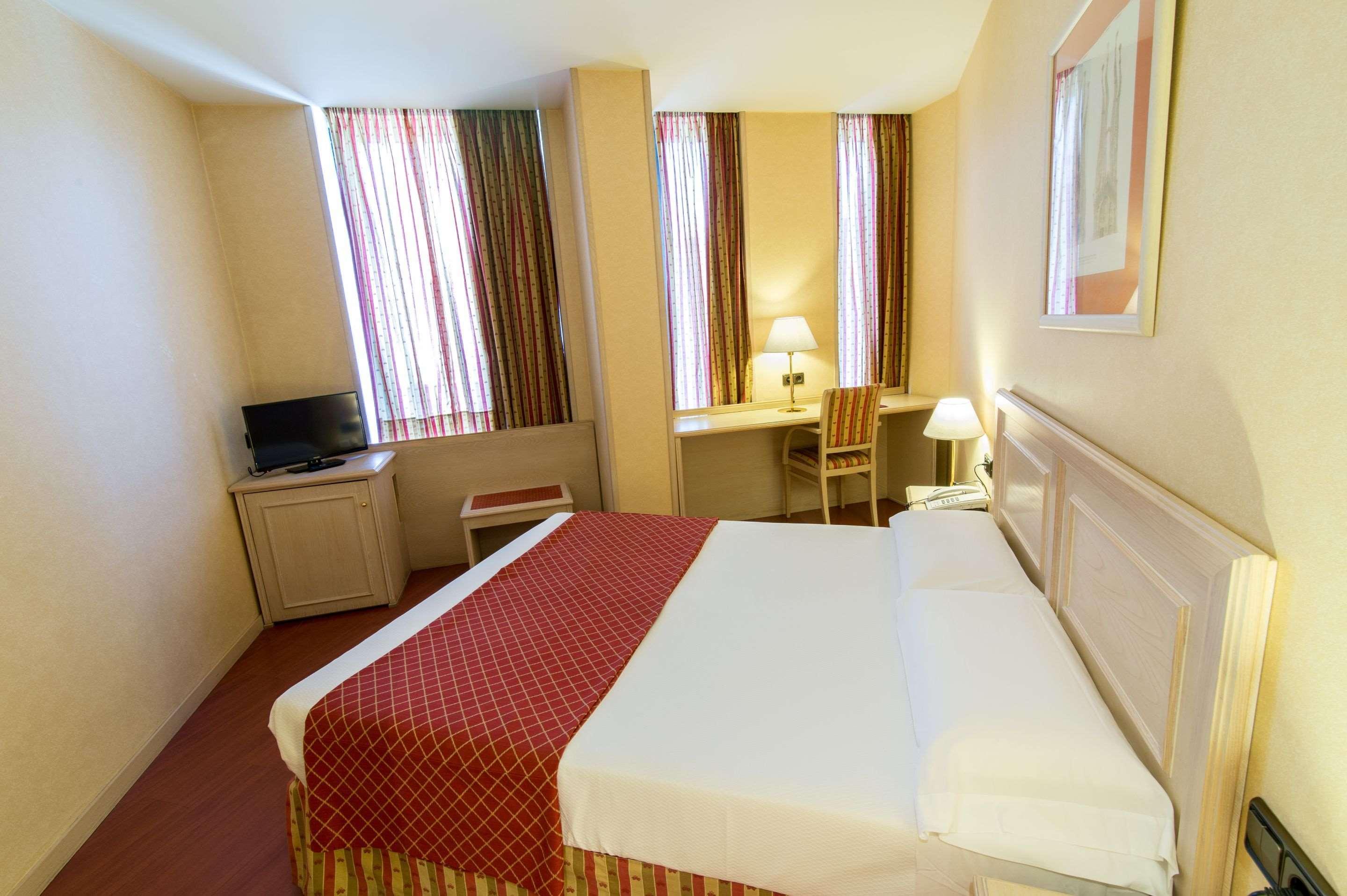 Hotel Sunotel Junior Barcelona