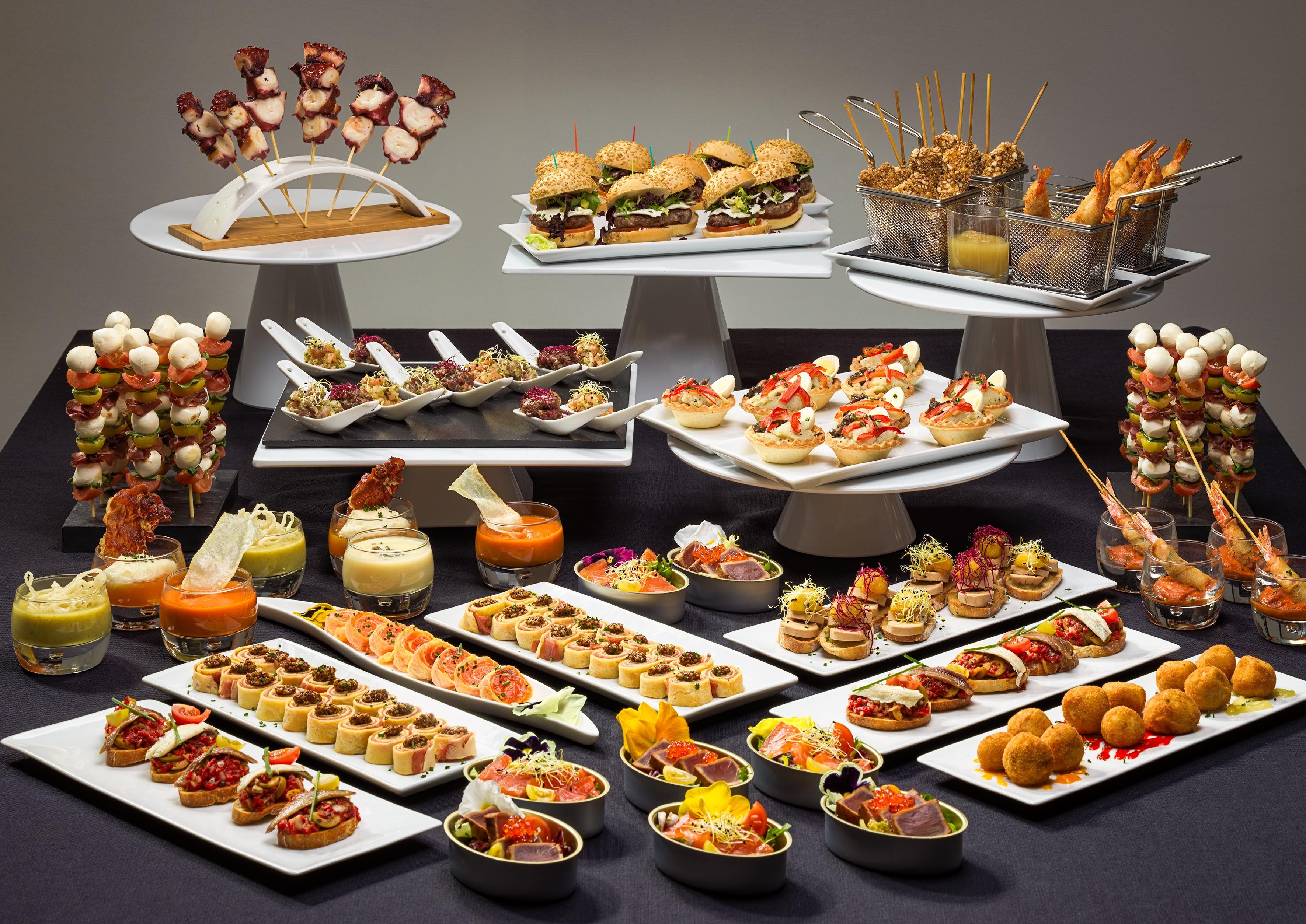 Hotel H10 Universitat (adults Only)