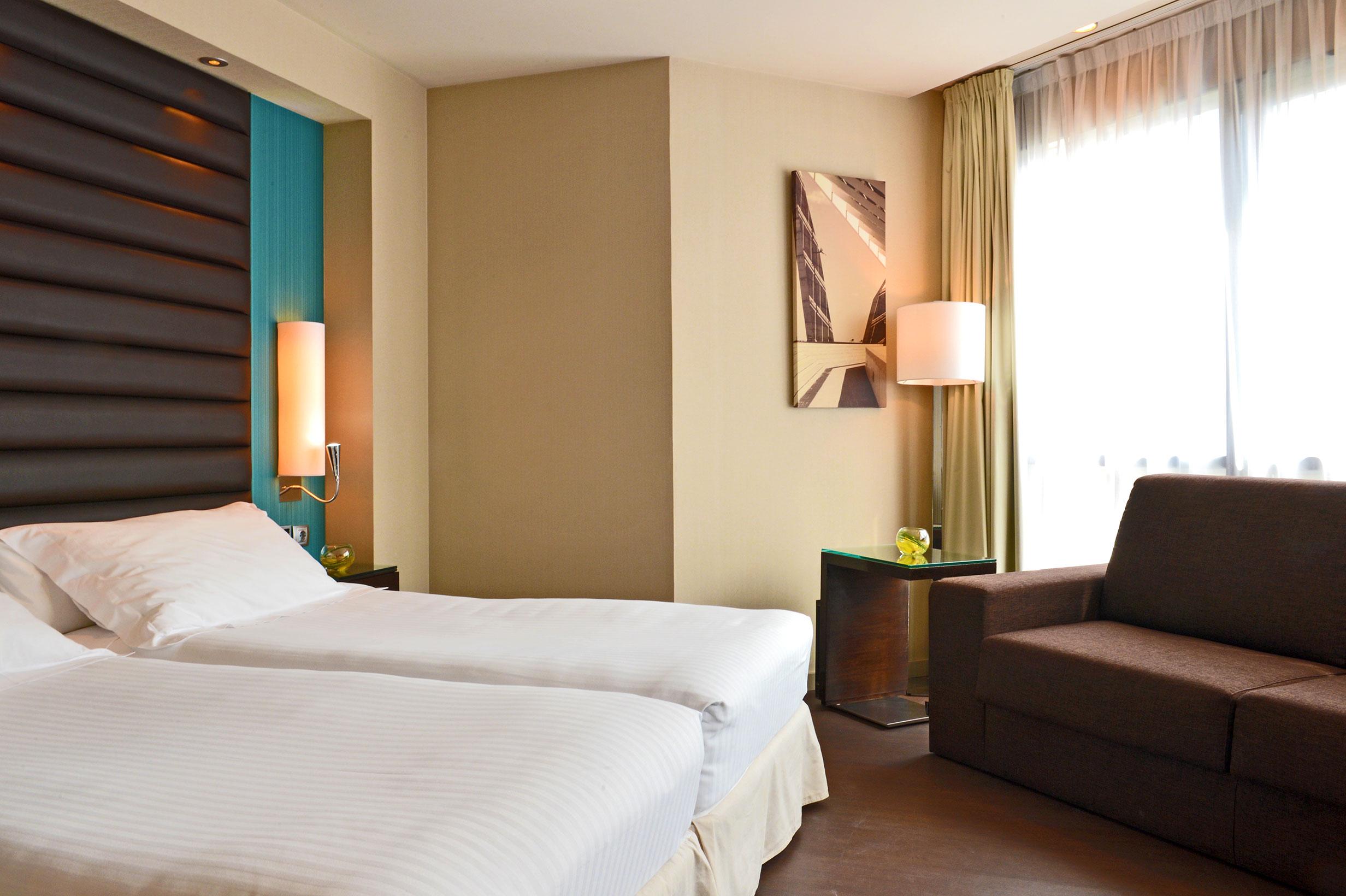 Hotel Pestana Arena 4*