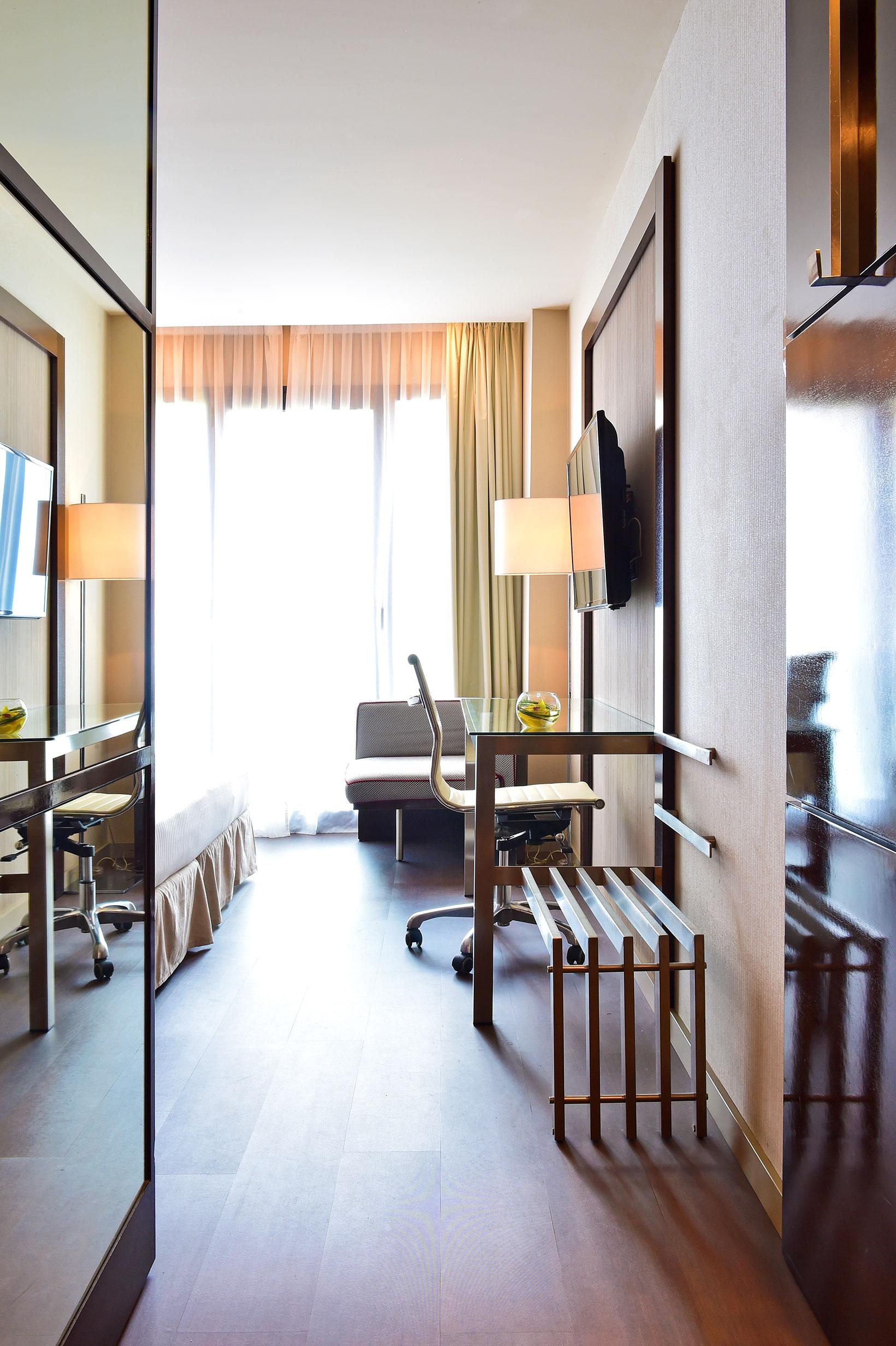 Pestana Arena Hotel 4*