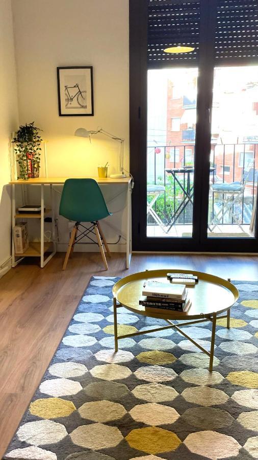 Apartment Lovely Design 4bed Close To Sagrada Familia *