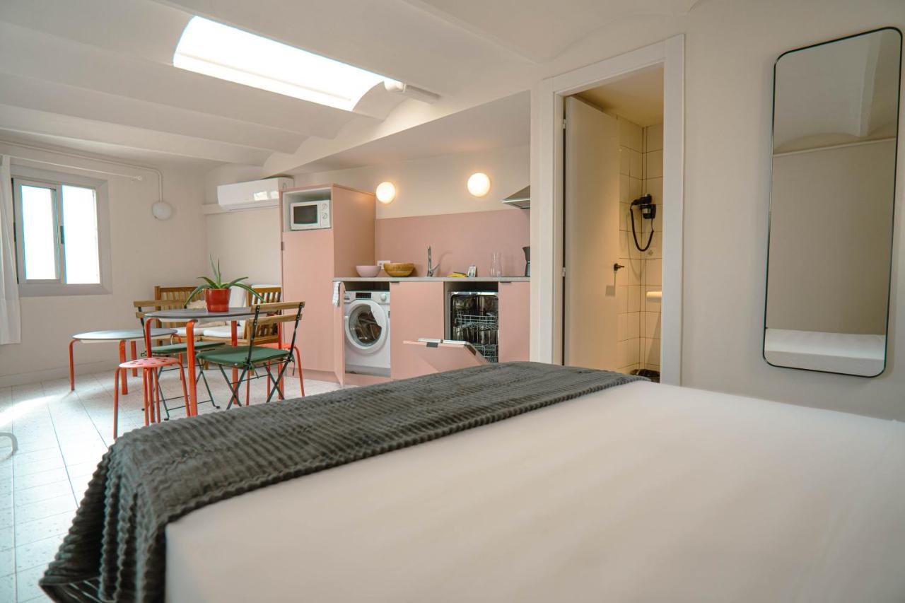 Ideal Ramblas Apartahotel 2*