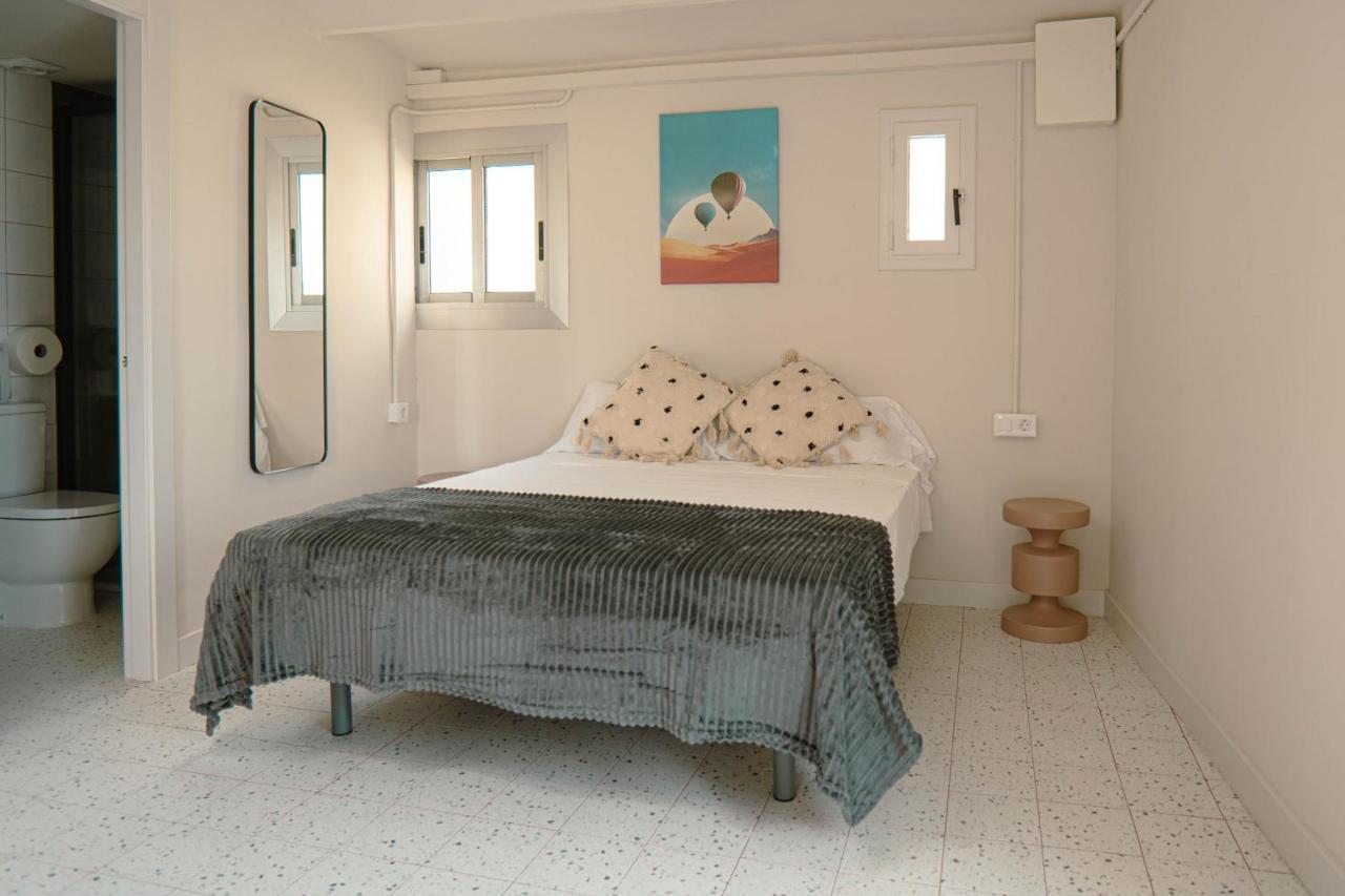 Apartahotel Ideal Ramblas Barcelona