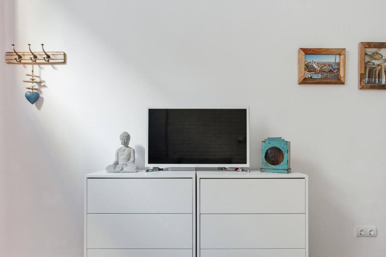 Apartment Stylish With Terrace For Couple Or Family Barcelona