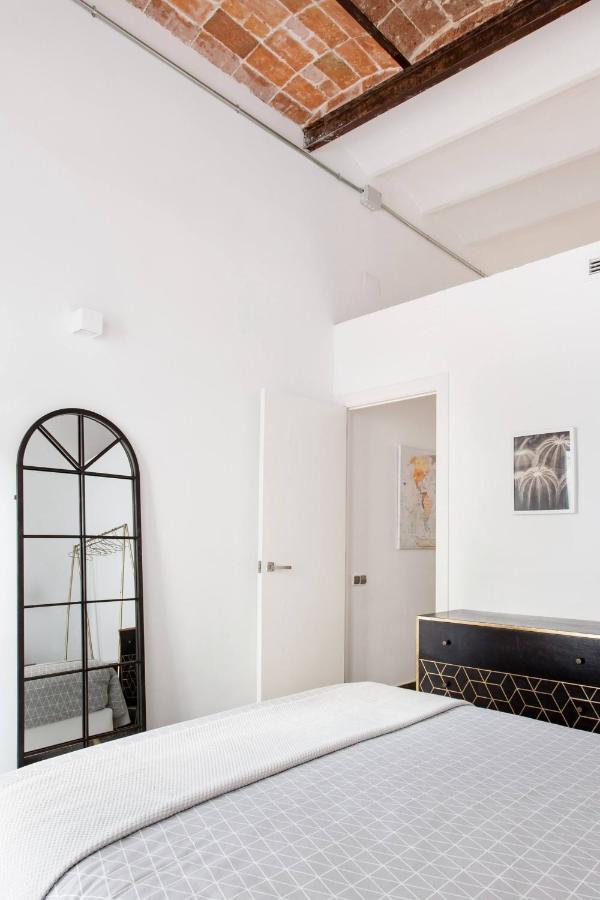 Stylish With Terrace For Couple Or Family Apartment *