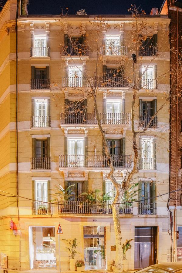 Hotel Well And Barcelona