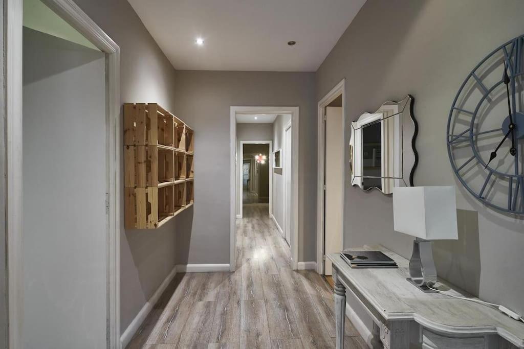 Apartamento Magnificent 4 Bedroom In Eixample