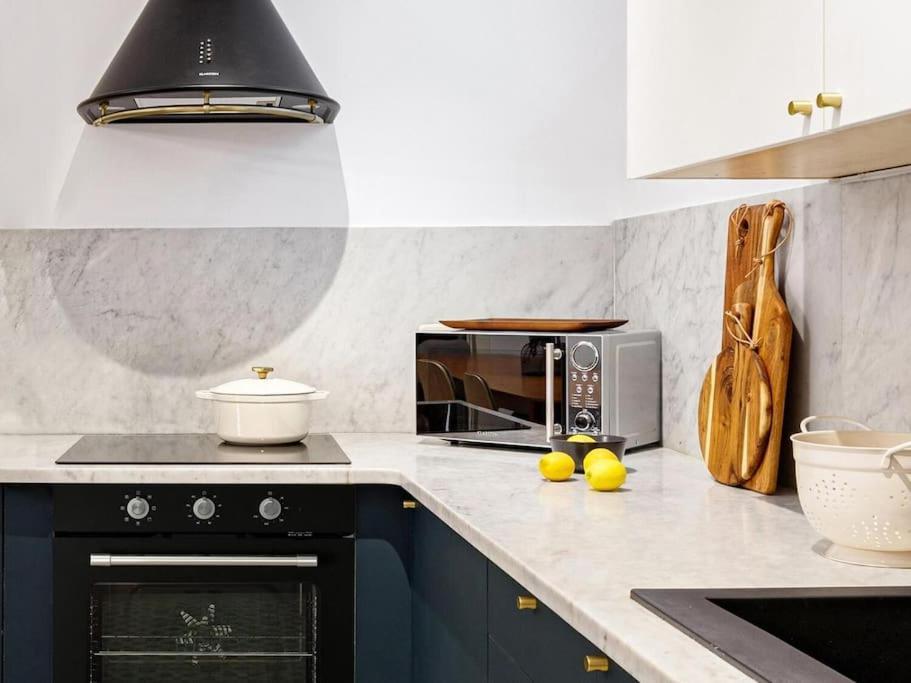 Spacious In The Gothic Barcelona