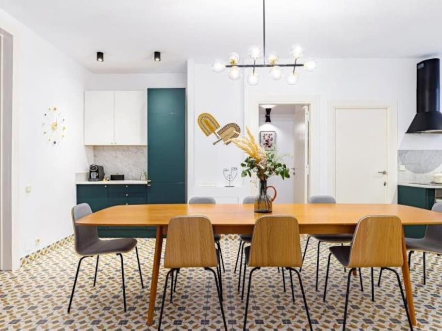 Spacious In The Gothic Apartamento *