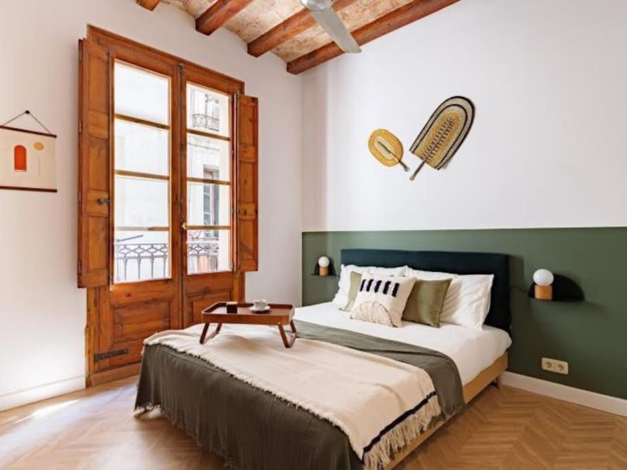 Spacious In The Gothic Barcelona