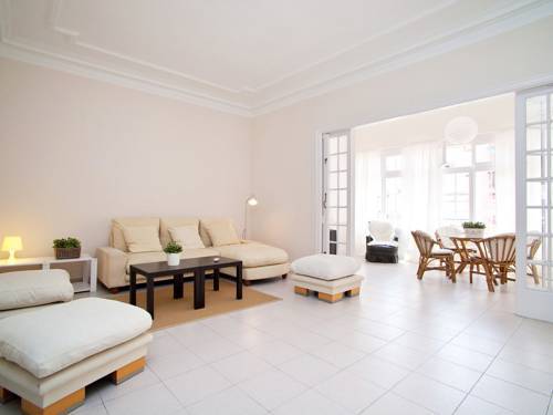 Sants-les Corts Galileu By Interhome * Barcelona