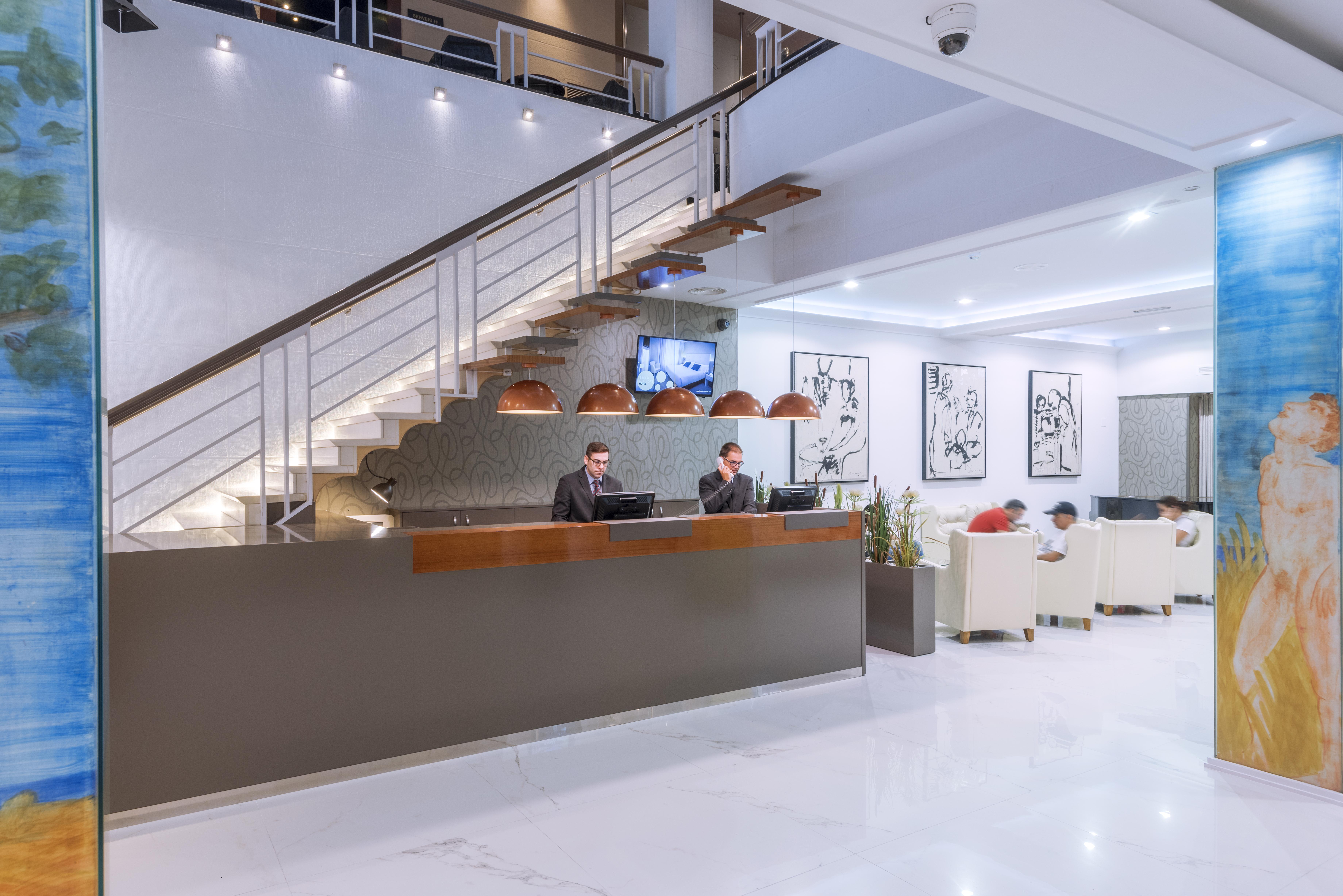 Serhs Rivoli Rambla Hotel 4*