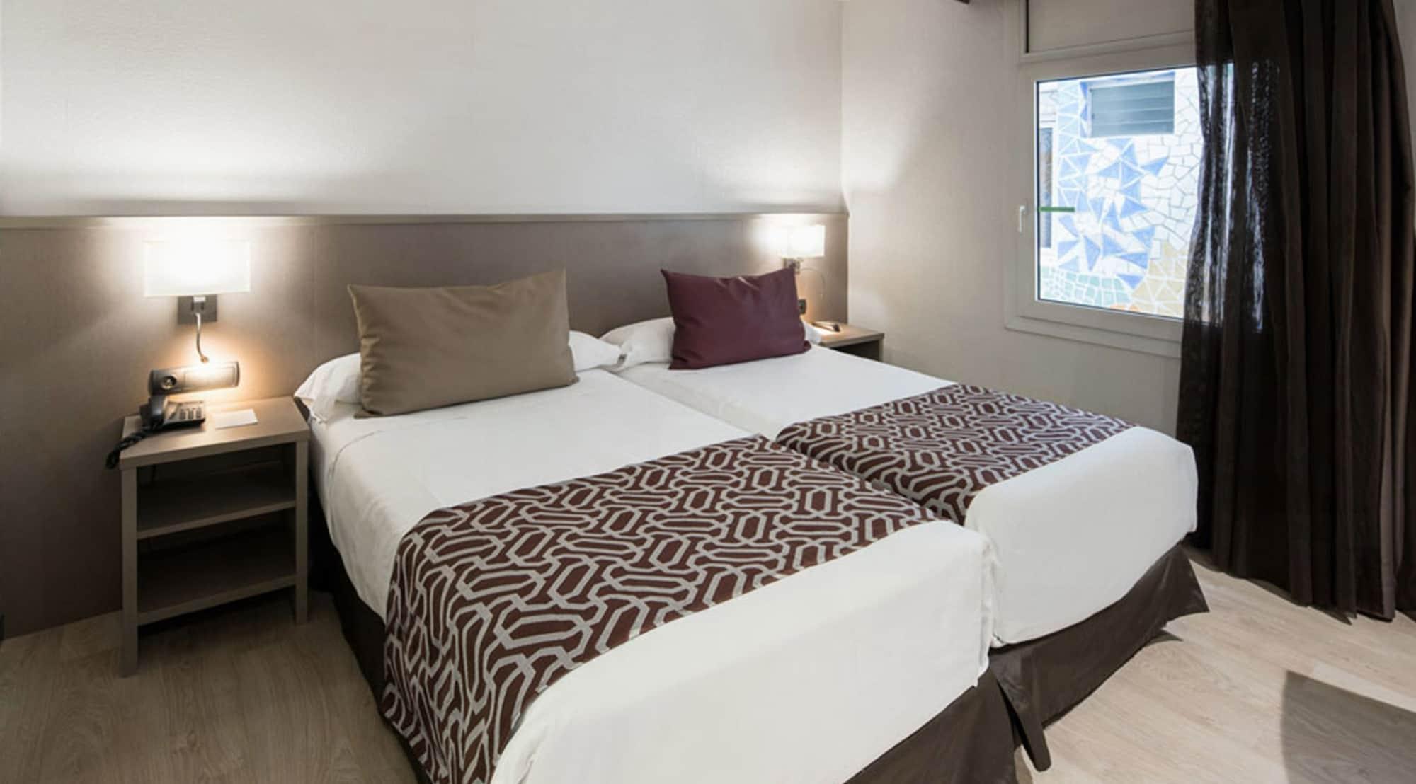 Catalonia Park Gueell Hotel