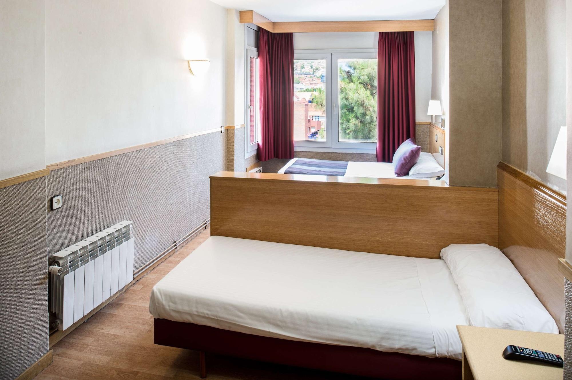 Catalonia Park Gueell 3*