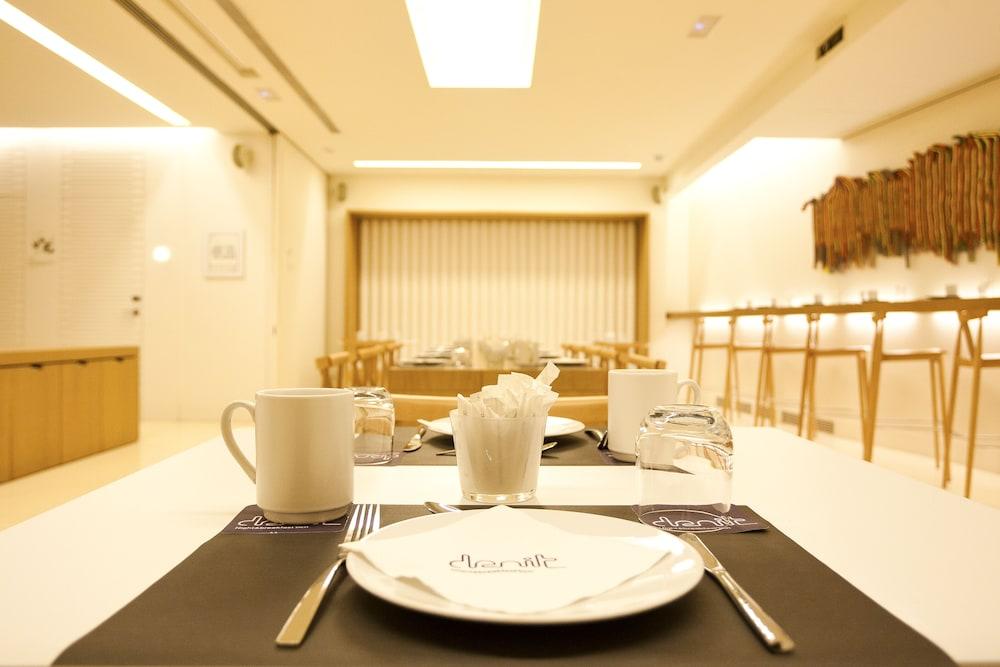 Hotel Denit