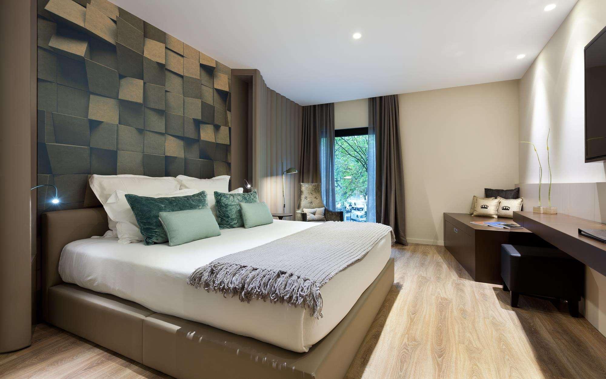 Condes De Hotel 4*