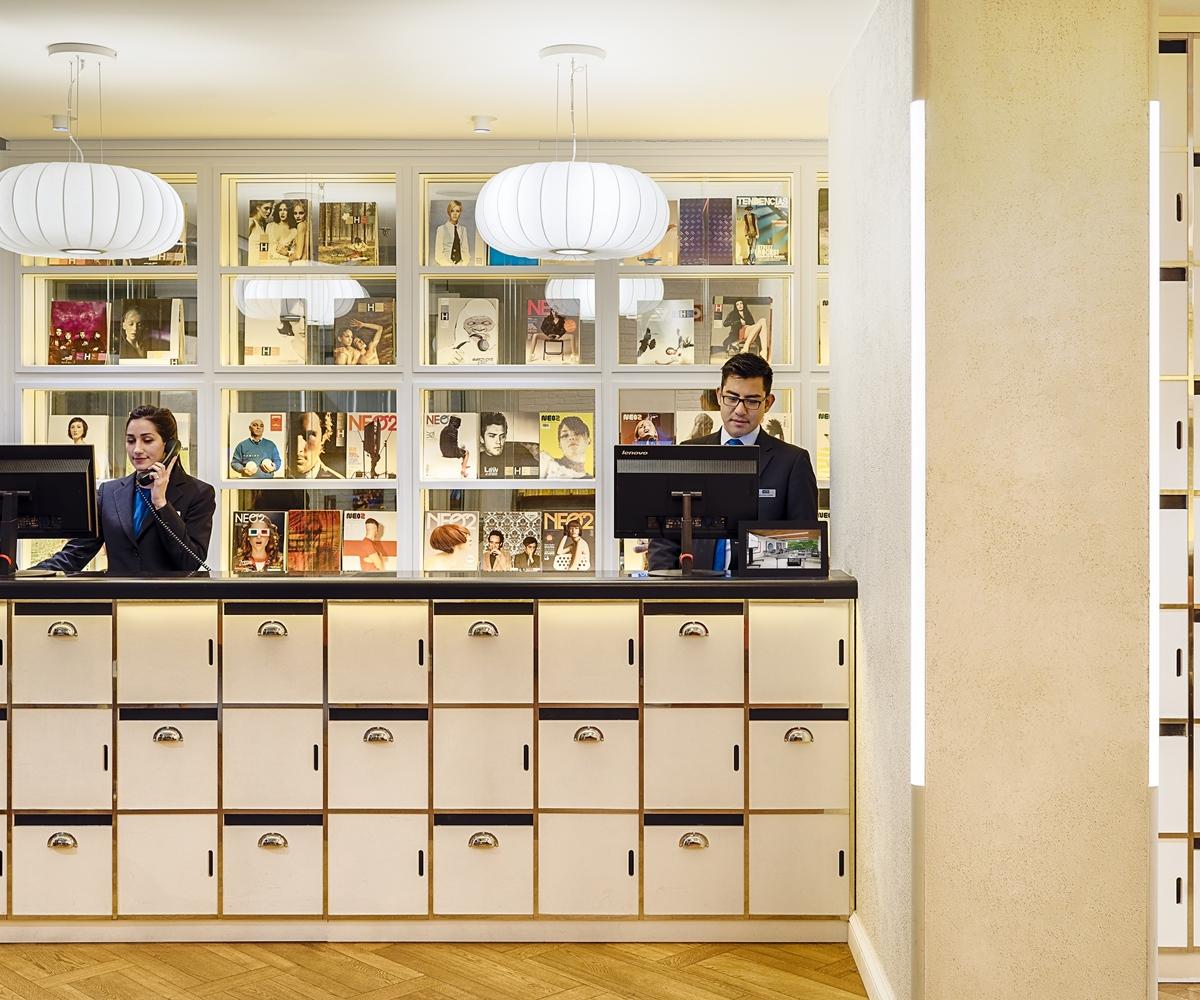 H10 Universitat (adults Only)