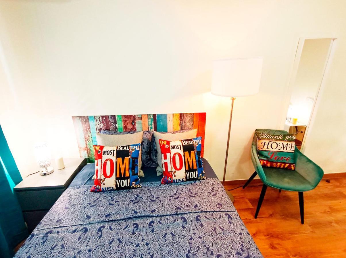 Next To Paseo De Gracia Hostal