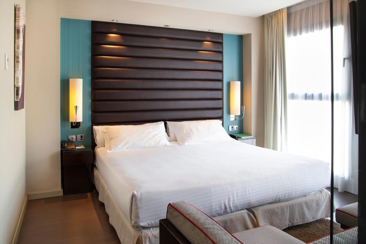 Hotel Pestana Arena 4*