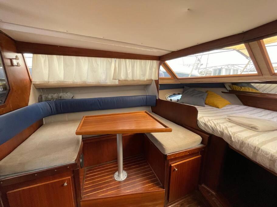 Hotel en barco Barco Acogedor - Cosy Boat - Barcelona