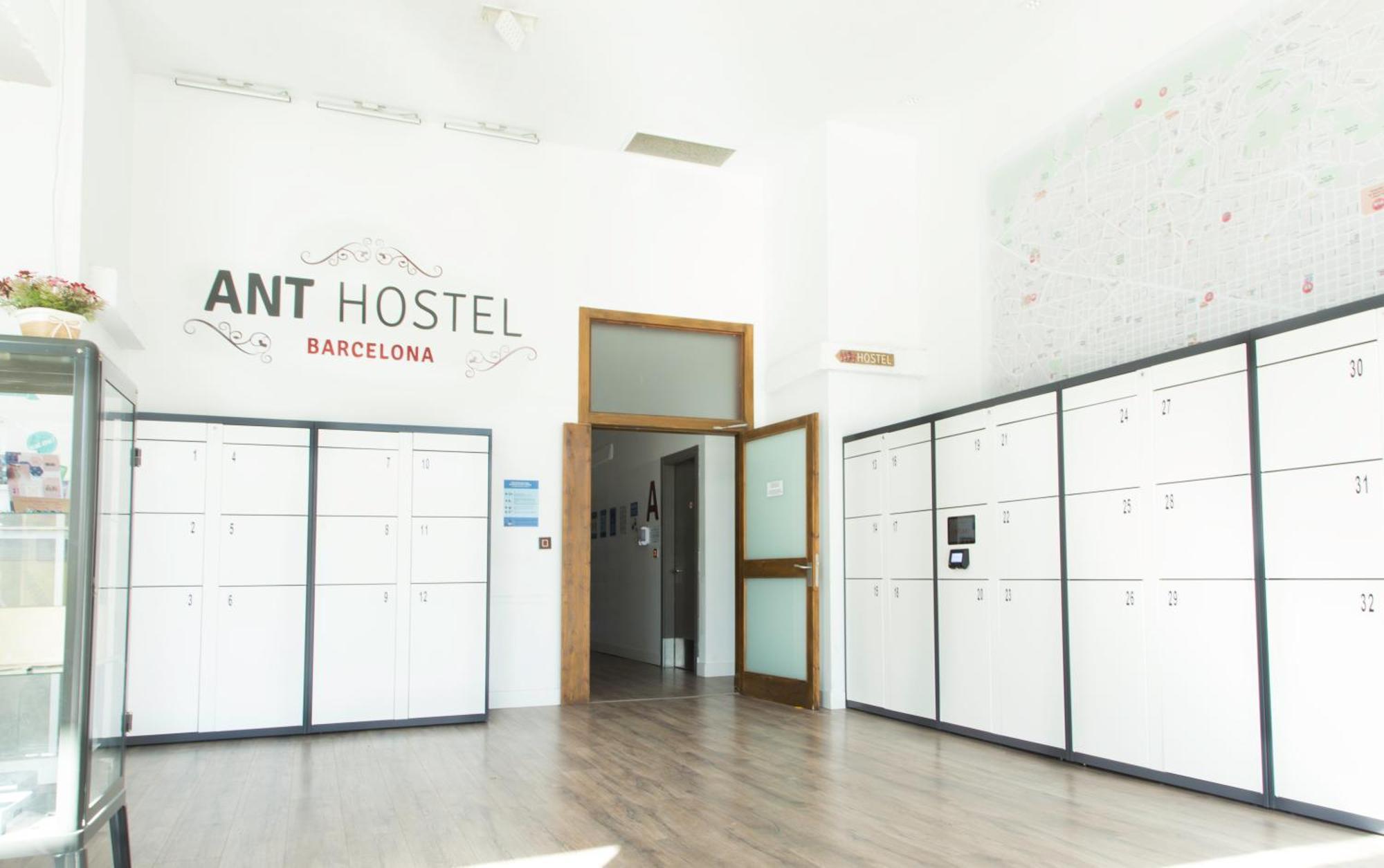 Ant Hostal *