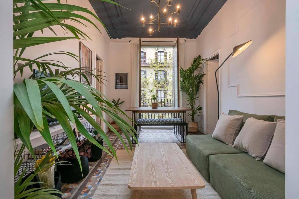 Elegant 4 Bedrooms 3 Bathrooms Catalan