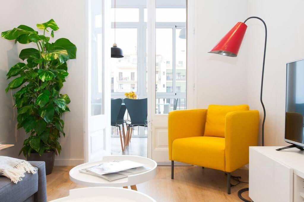Gorgeous 4bed 4bath Close To Center Apartamento Barcelona