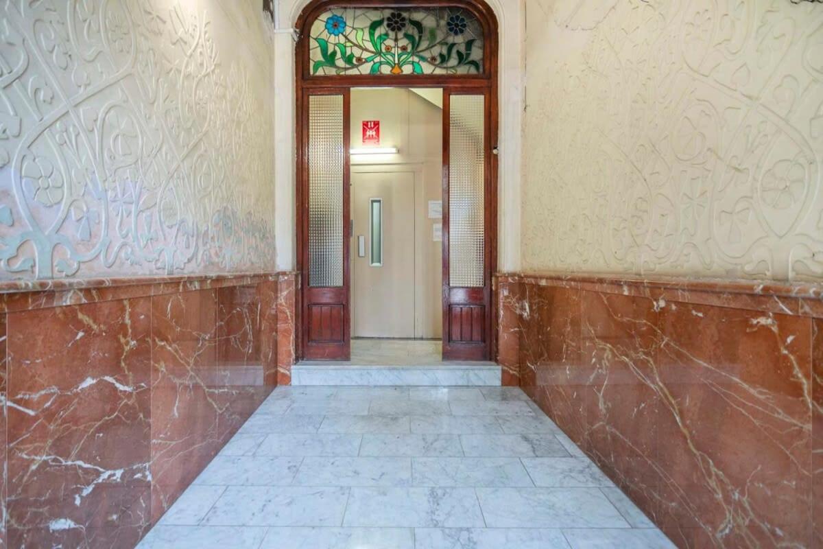 Elegant 4 Bedrooms 3 Bathrooms Catalan