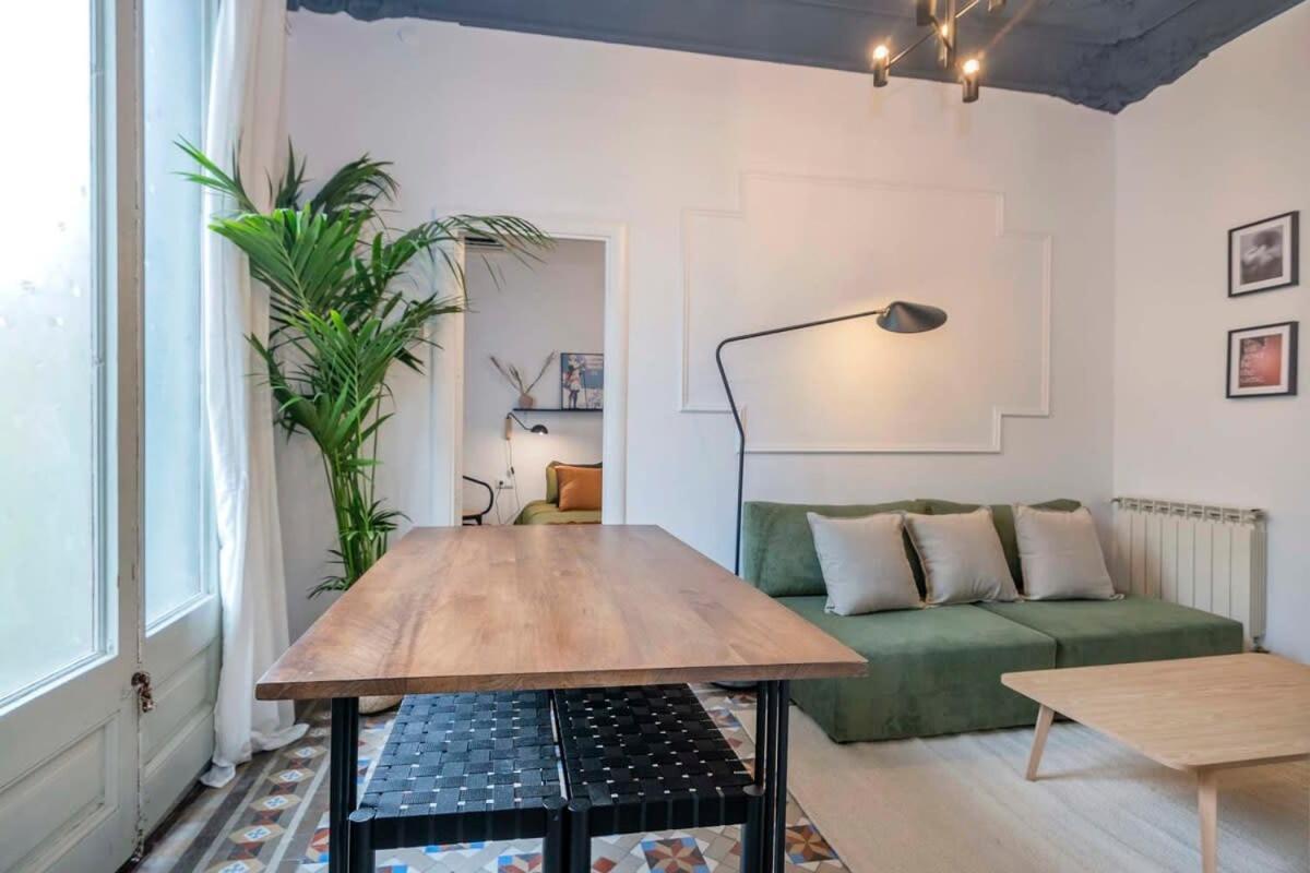 Apartamento Elegant 4 Bedrooms 3 Bathrooms Catalan